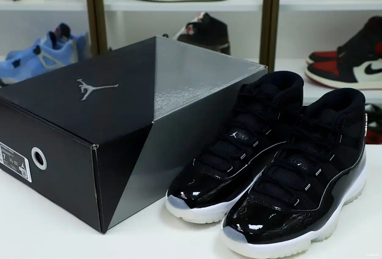  RETRO JORDAN  11 'JUBILEE 25TH AIR 0426